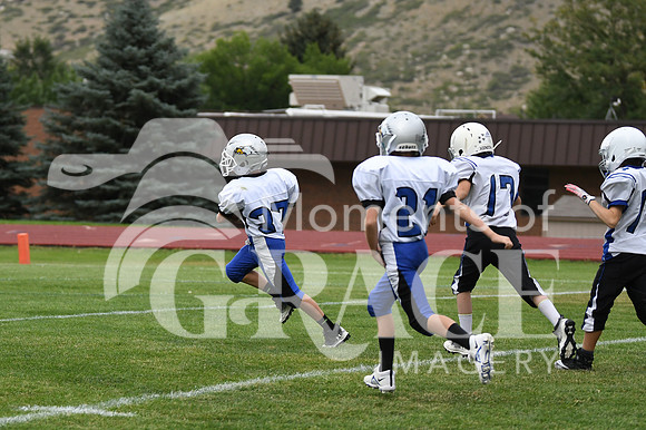 DSC_9880_edited - Oliver Wright - DCA vs Lyons - Heading for the end-zone!