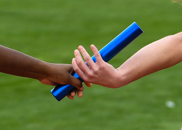 The Handoff - DSC_0895