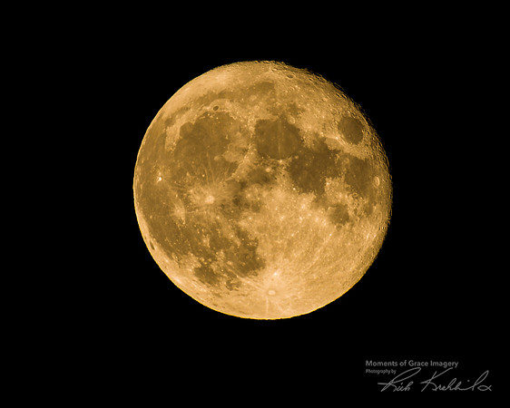 Waning Gibbous Moon - DSC_9008_edited